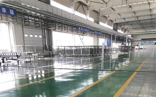 明日大雪：梦得来化工为您打造温暖而坚固的霍尔果斯环氧地坪